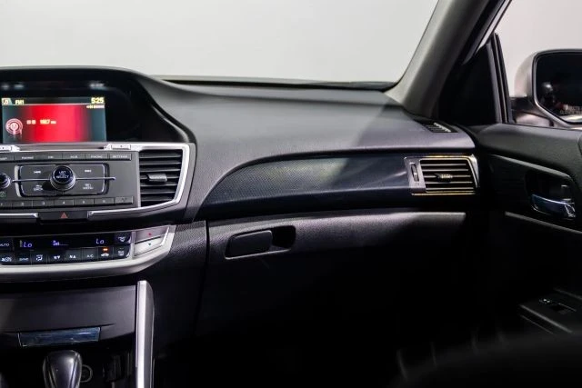 2014 Honda Accord 9th Gen - Image 21 of 21