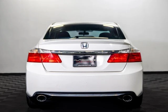 2014 Honda Accord 9th Gen - Image 16 of 21