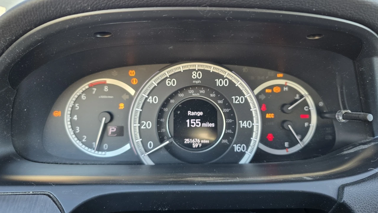 2014 Honda Accord 9th Gen - Image 13 of 22