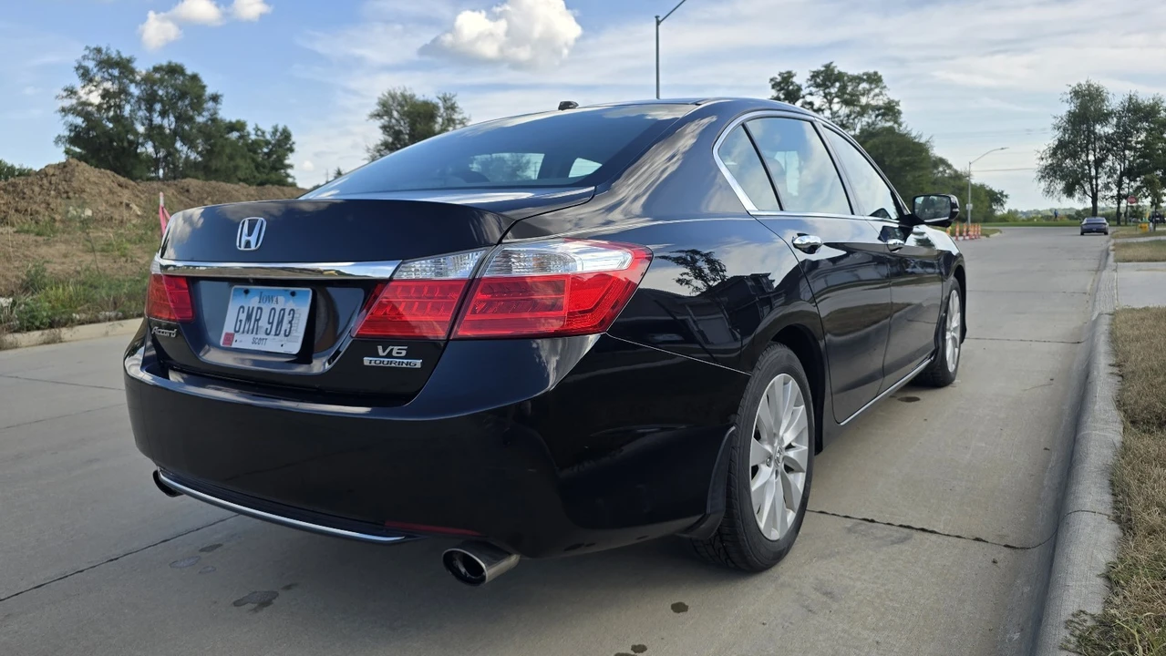 2014 Honda Accord 9th Gen - Image 6 of 22