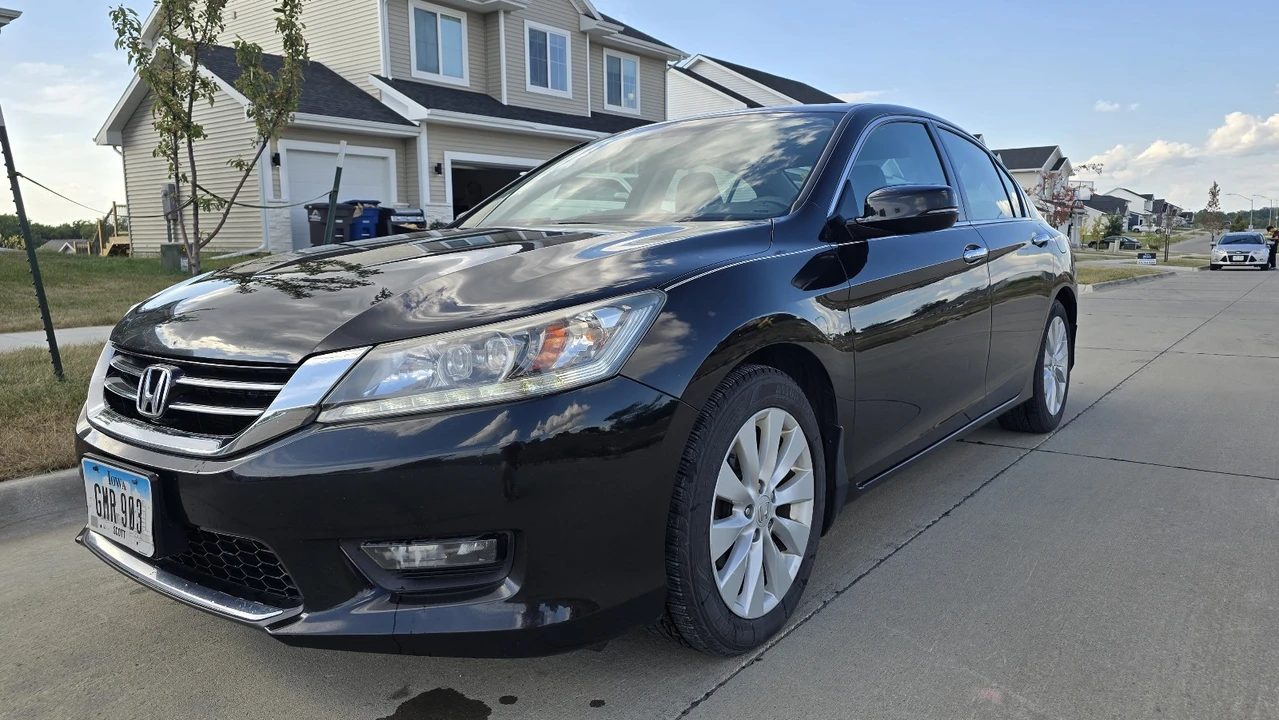2014 Honda Accord 9th Gen - Image 4 of 22