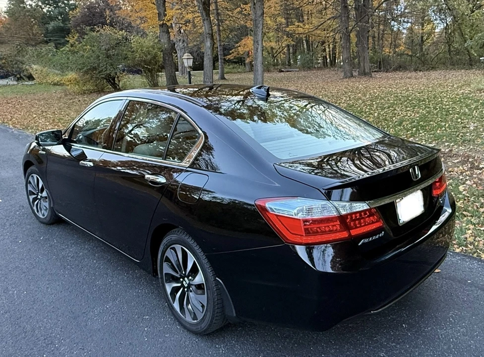 2014 Honda Accord 9th Gen - Image 5 of 21
