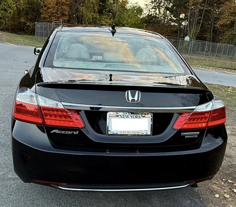 2014 Honda Accord 9th Gen - Image 2 of 21