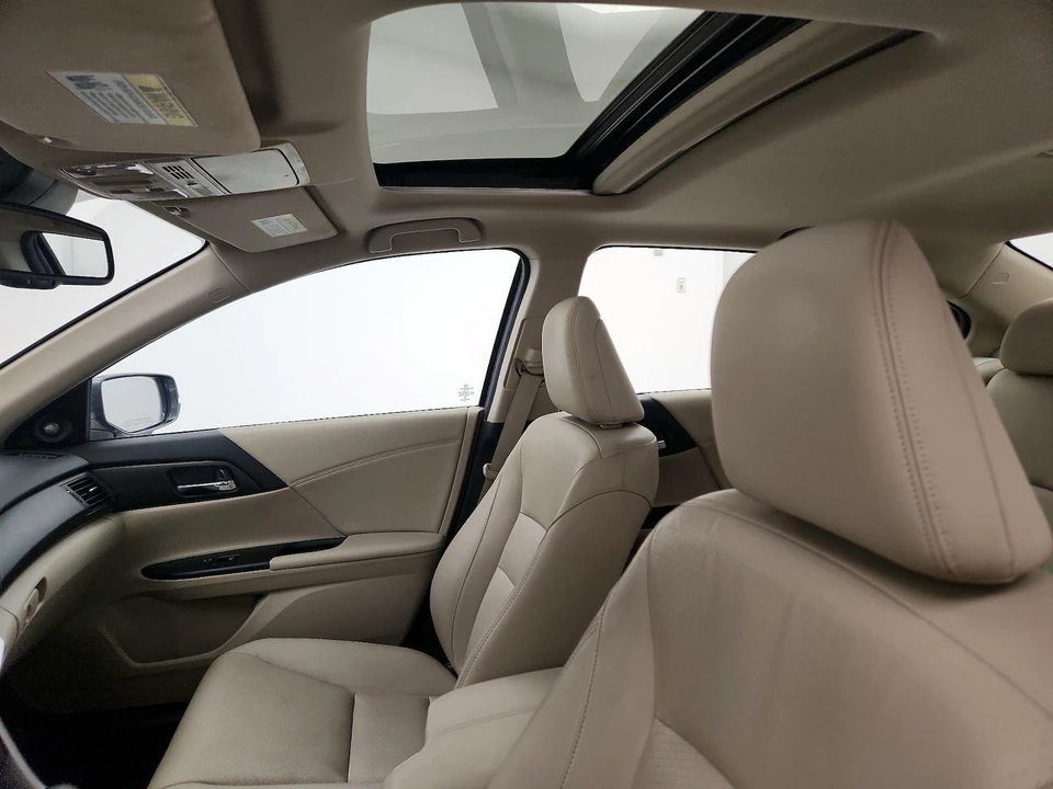 2014 Honda Accord 9th Gen - Image 18 of 21