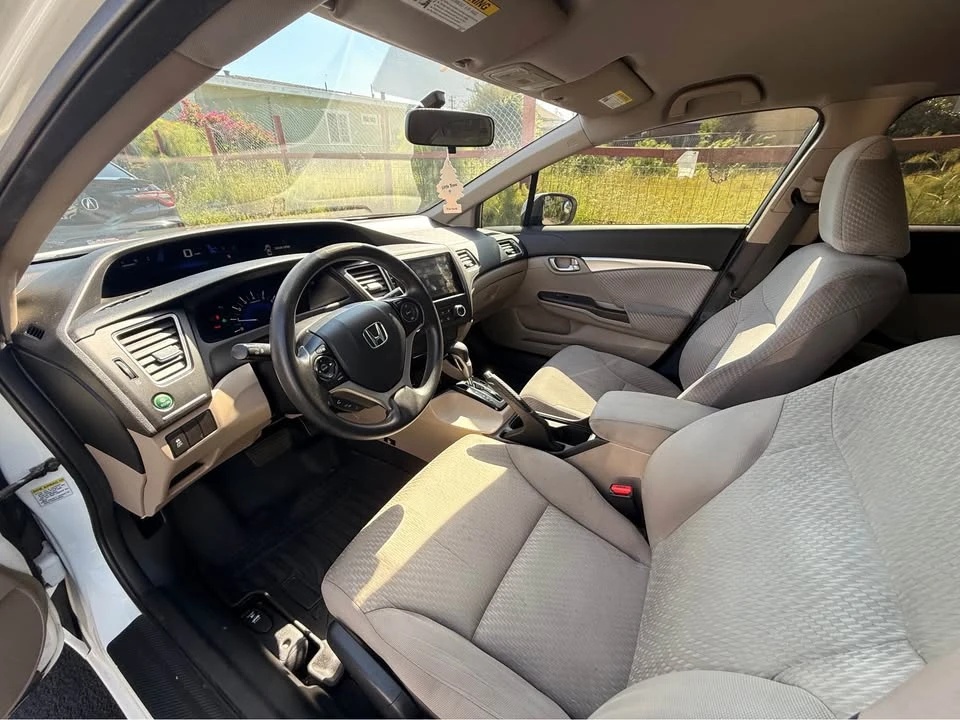 2014 Honda Civic 9th Gen - Image 3 of 10