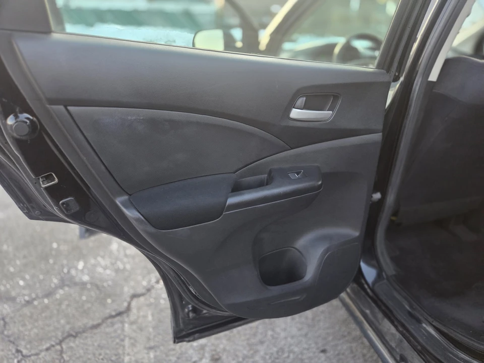 2014 Honda CR-V 4th Gen - Image 17 of 21