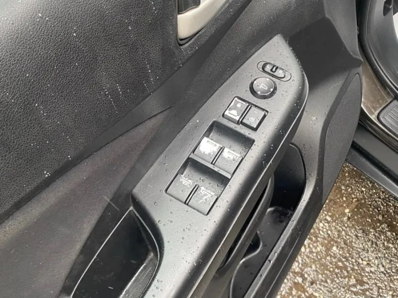 2014 Honda CR-V 4th Gen - Image 9 of 12
