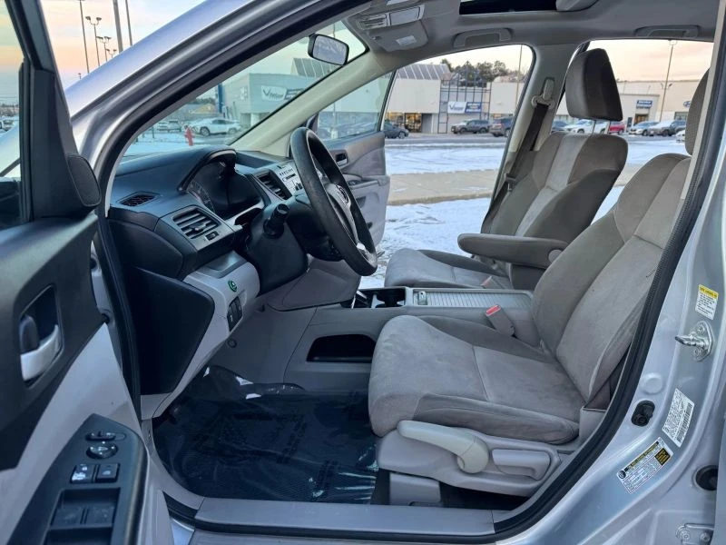 2014 Honda CR-V 4th Gen - Image 9 of 12