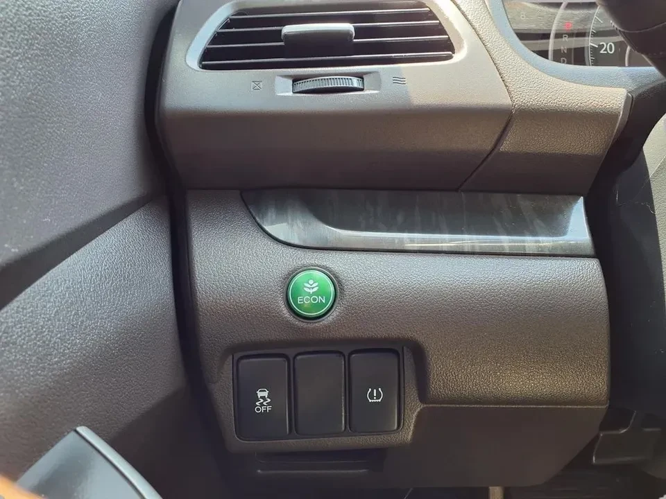2014 Honda CR-V 4th Gen - Image 17 of 19