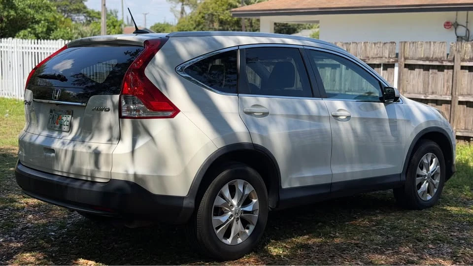 2014 Honda CR-V 4th Gen - Image 4 of 11