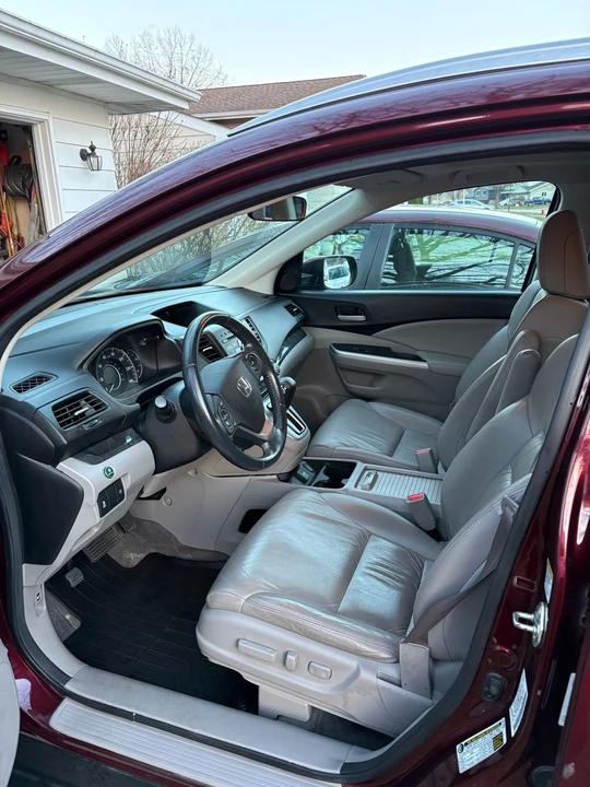2014 Honda CR-V 4th Gen - Image 5 of 11