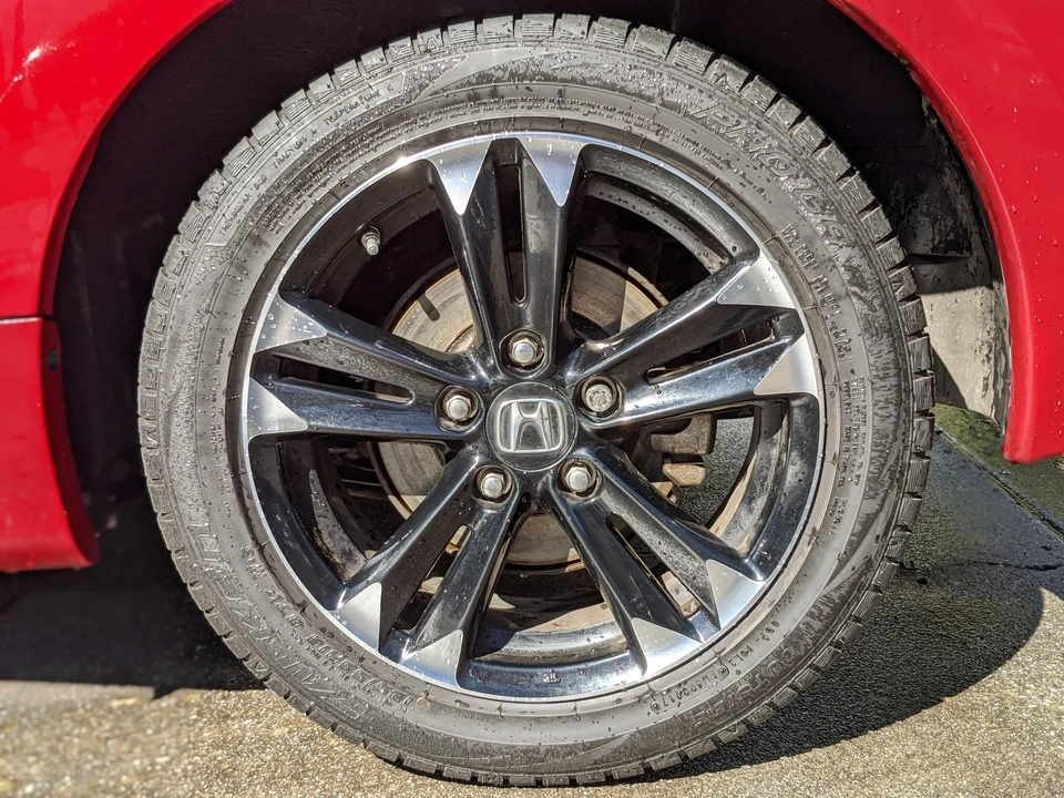 2014 Honda CR-Z - Image 27 of 31