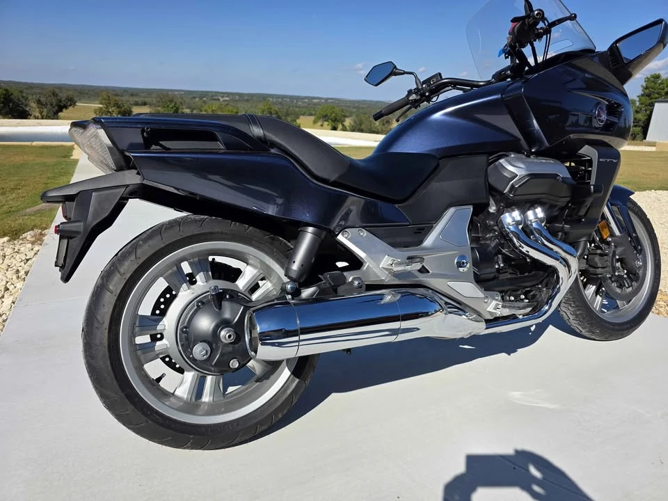 2014 Honda Motorcycles - Image 7 of 11