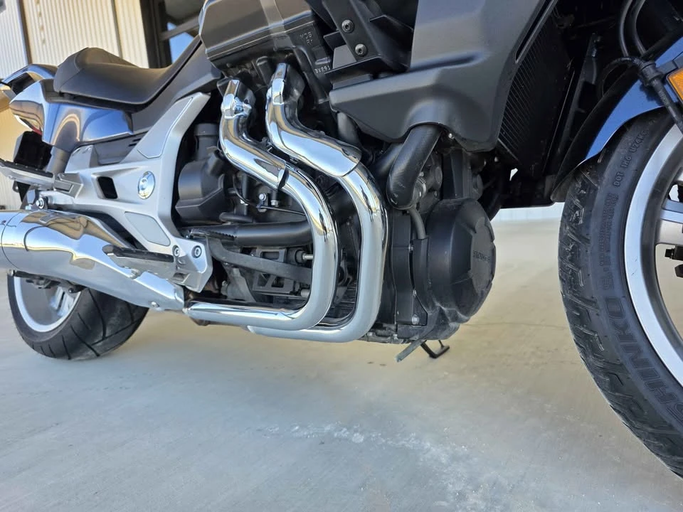 2014 Honda Motorcycles - Image 2 of 11
