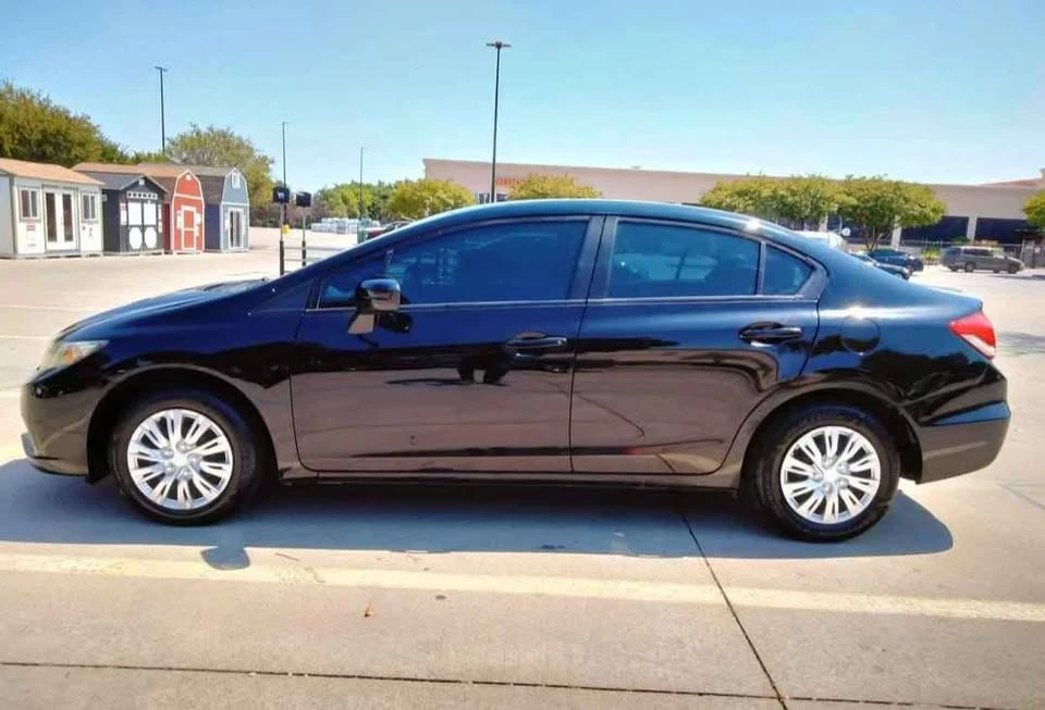 2014 Honda Civic 9th Gen - Image 7 of 17