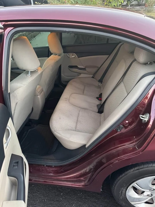 2014 Honda Civic 9th Gen - Image 5 of 10