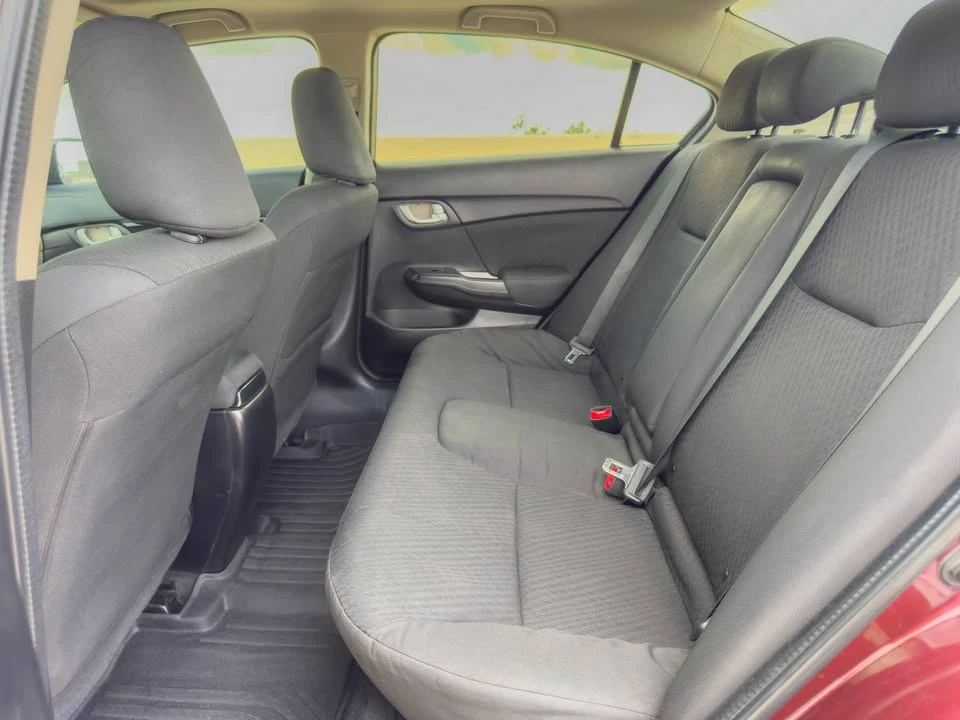 2014 Honda Civic 9th Gen - Image 9 of 14