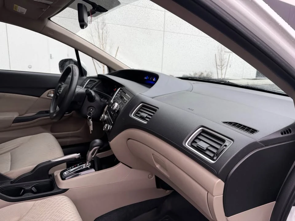2014 Honda Civic 9th Gen - Image 13 of 20