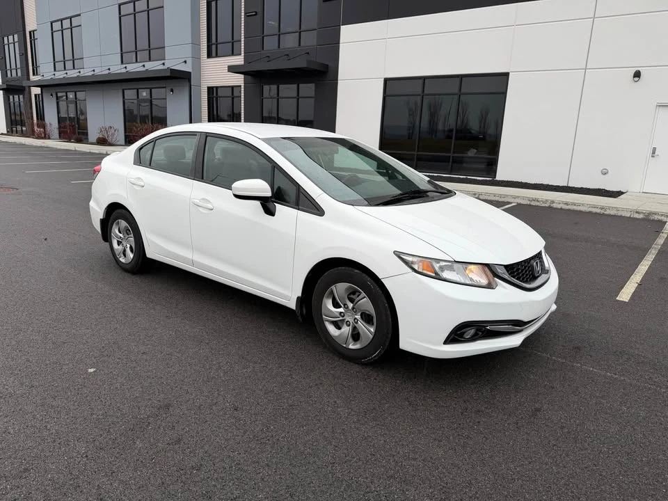 2014 Honda Civic 9th Gen - Image 3 of 20