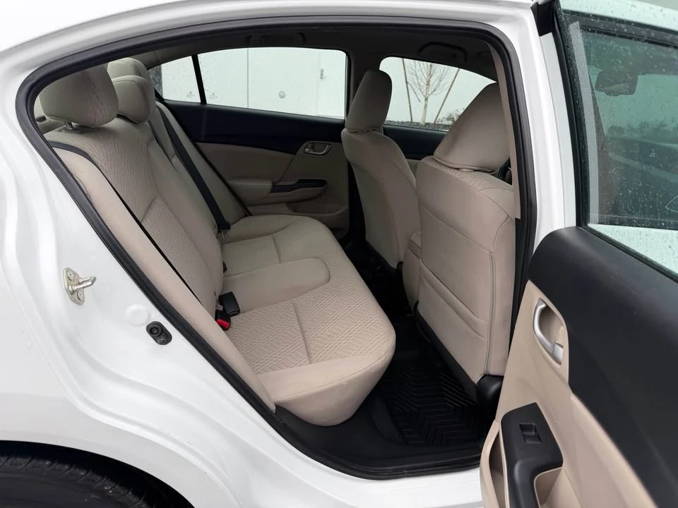2014 Honda Civic 9th Gen - Image 14 of 20