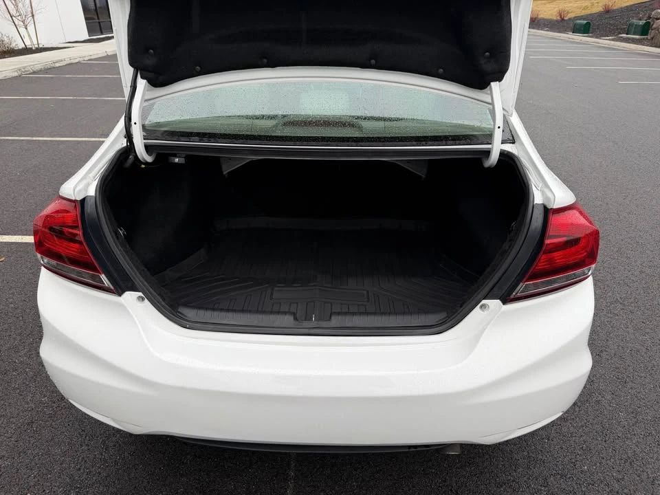 2014 Honda Civic 9th Gen - Image 15 of 20