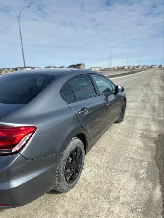 2014 Honda Civic 9th Gen - Image 5 of 8