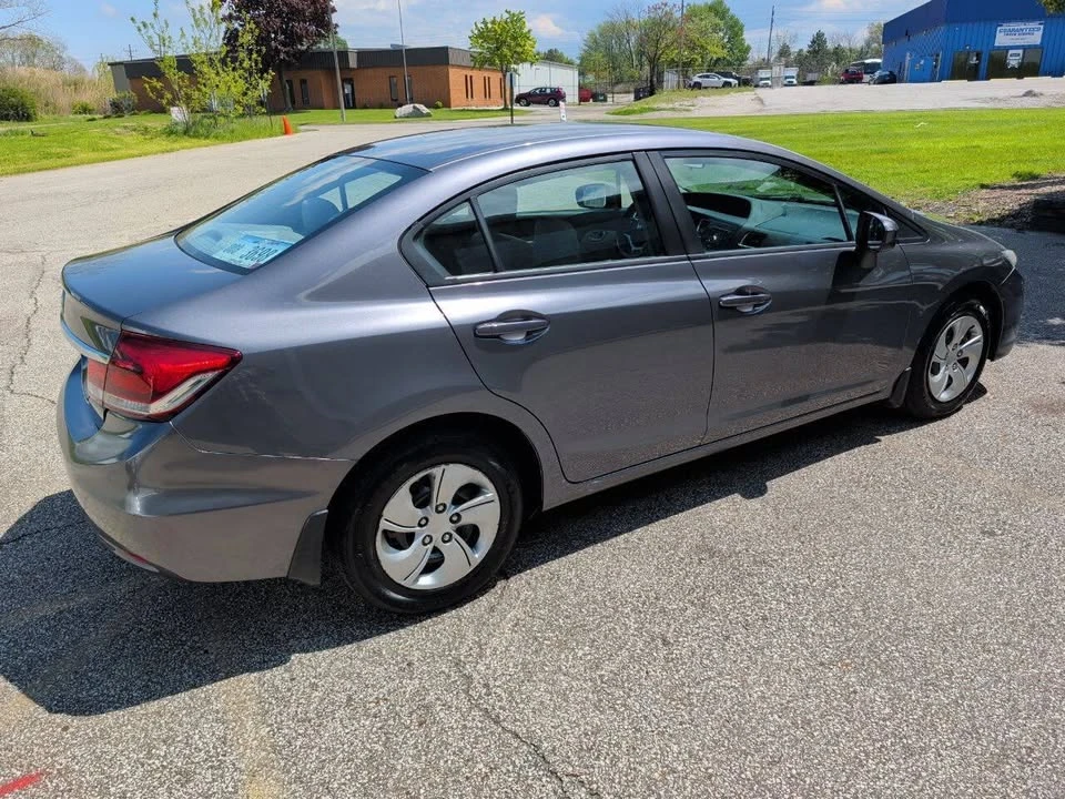 2014 Honda Civic 9th Gen - Image 9 of 20