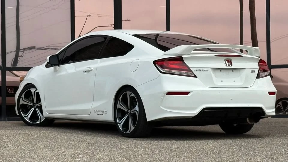 2014 Honda Civic 9th Gen - Image 7 of 20