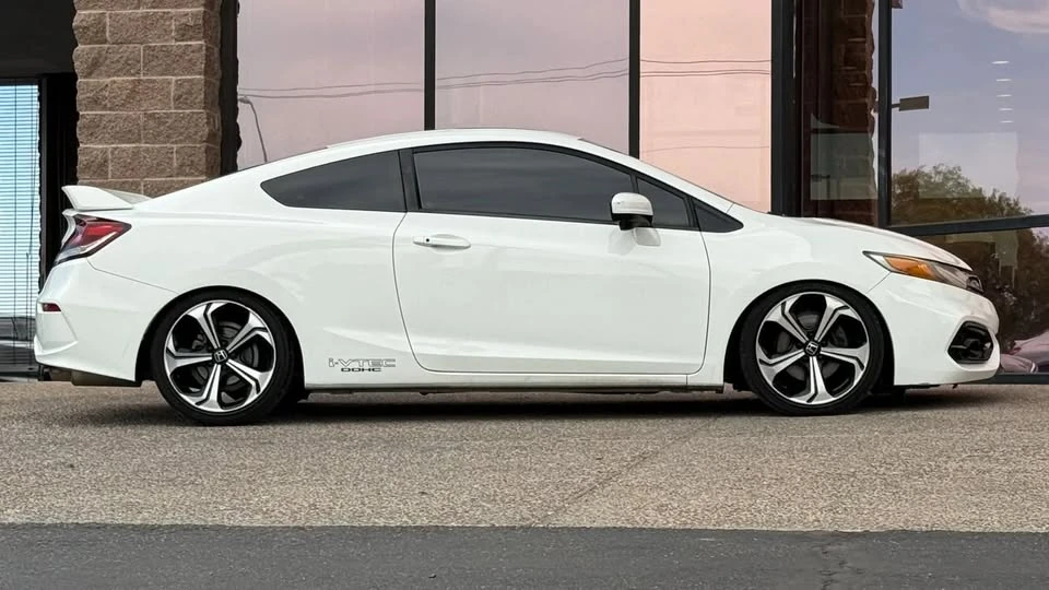 2014 Honda Civic 9th Gen - Image 15 of 20