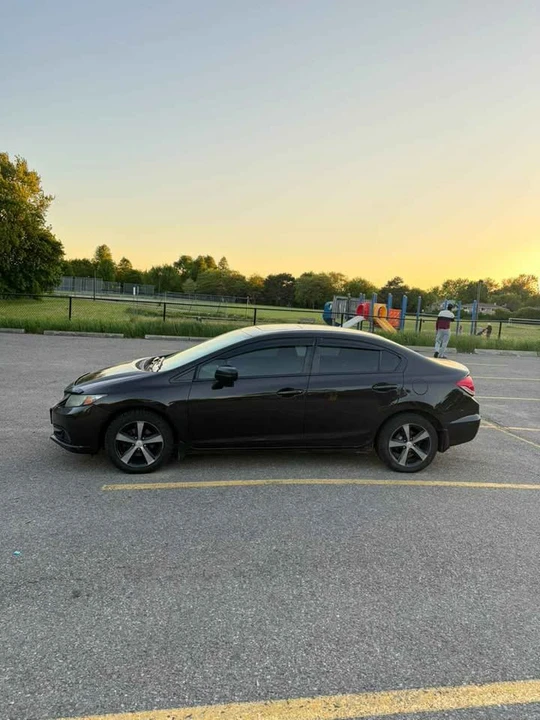 2014 Honda Civic 9th Gen - Image 5 of 8