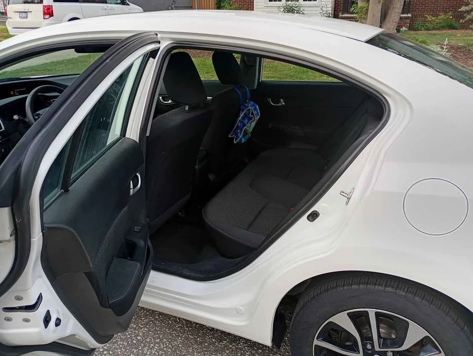 2014 Honda Civic 9th Gen - Image 6 of 18