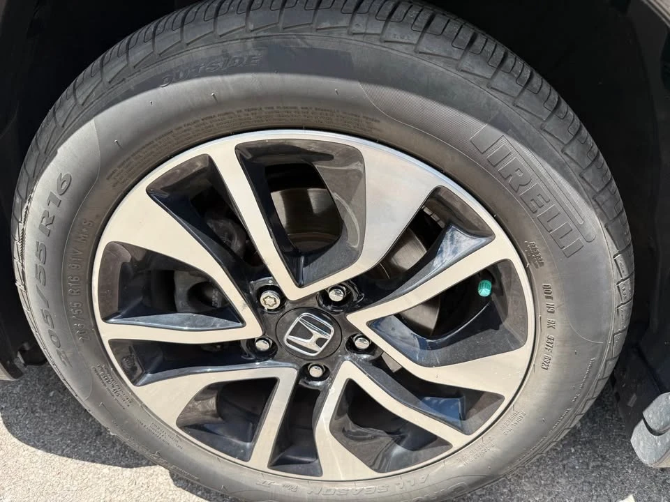 2014 Honda Civic 9th Gen - Image 10 of 10