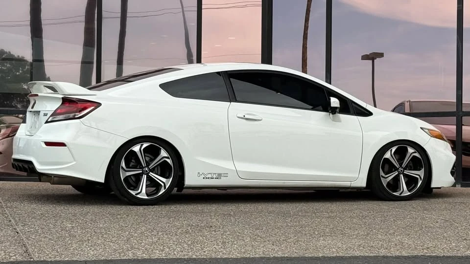 2014 Honda Civic 9th Gen - Image 13 of 20