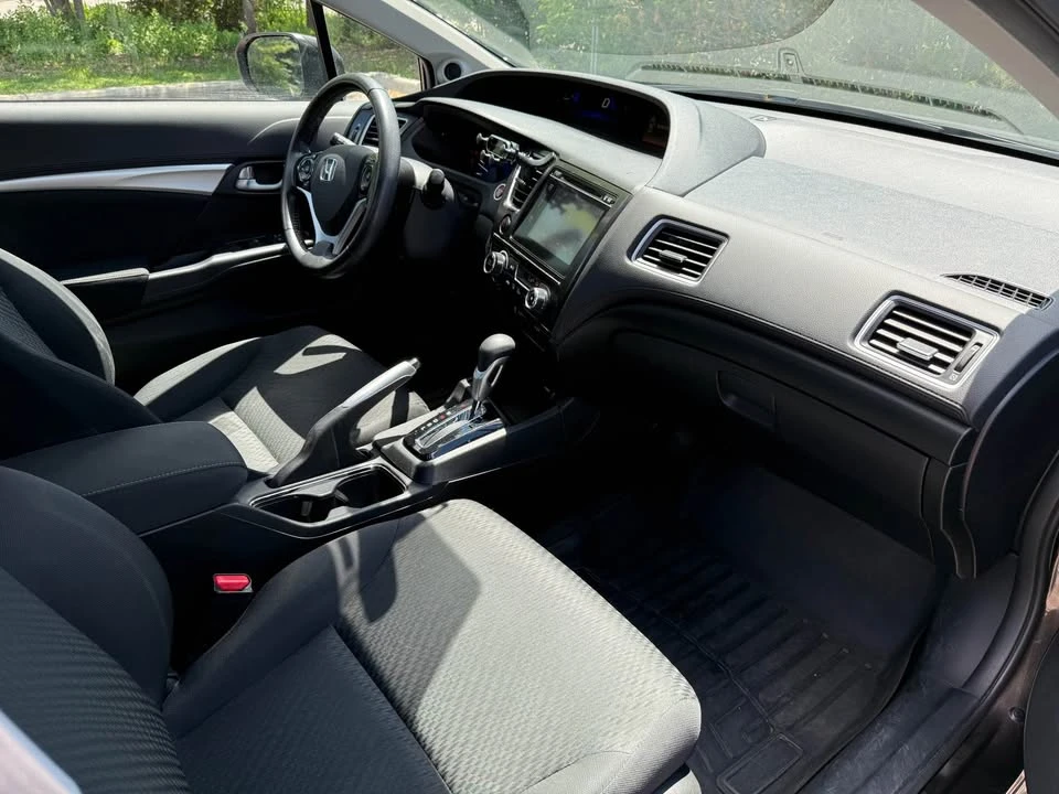 2014 Honda Civic 9th Gen - Image 4 of 10