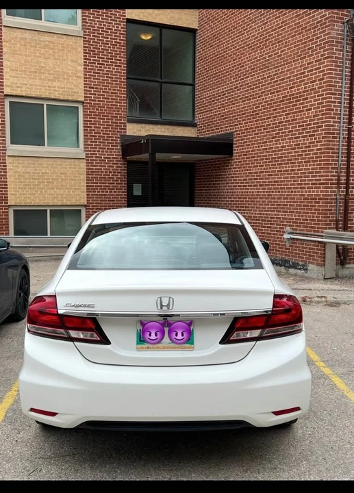 2014 Honda Civic 9th Gen - Image 2 of 4