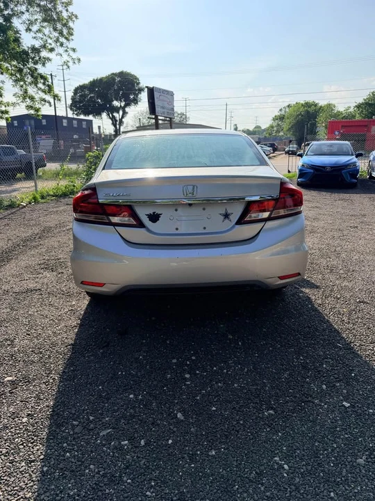 2014 Honda Civic 9th Gen - Image 7 of 13