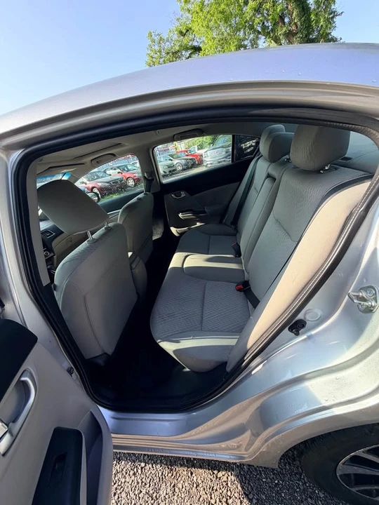 2014 Honda Civic 9th Gen - Image 11 of 13