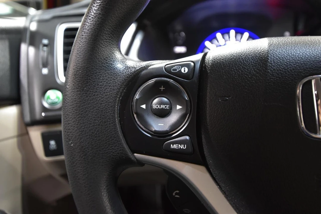 2014 Honda Civic 9th Gen - Image 13 of 31