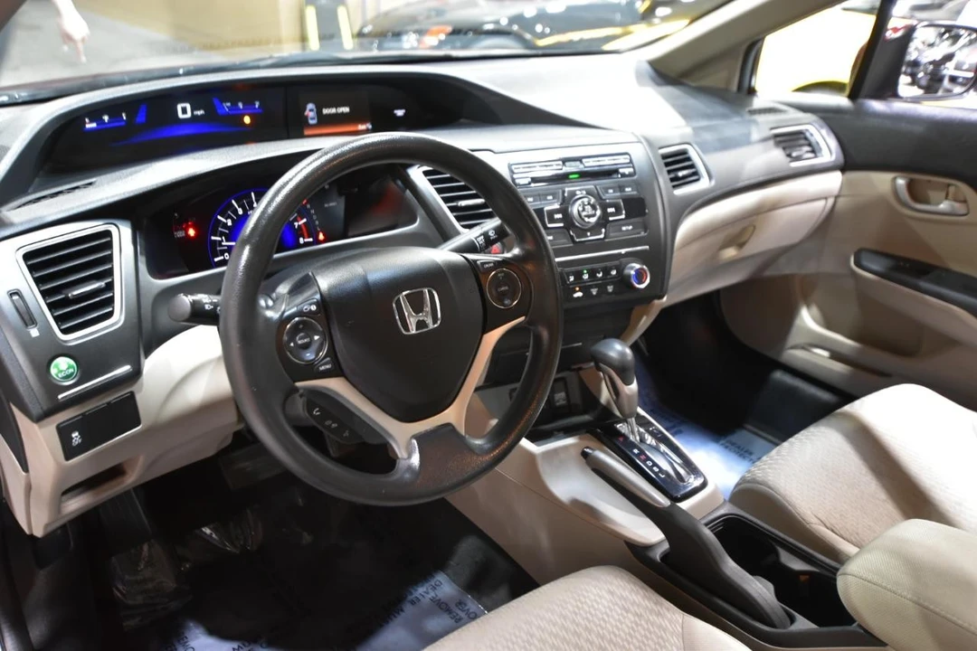 2014 Honda Civic 9th Gen - Image 11 of 31