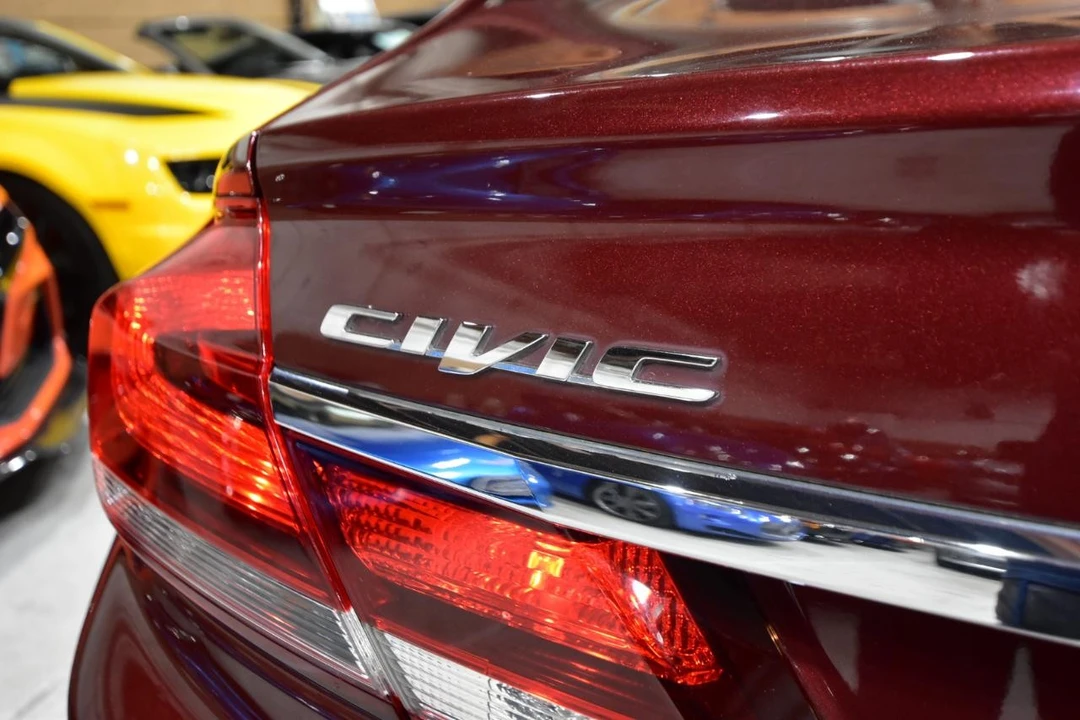 2014 Honda Civic 9th Gen - Image 6 of 31