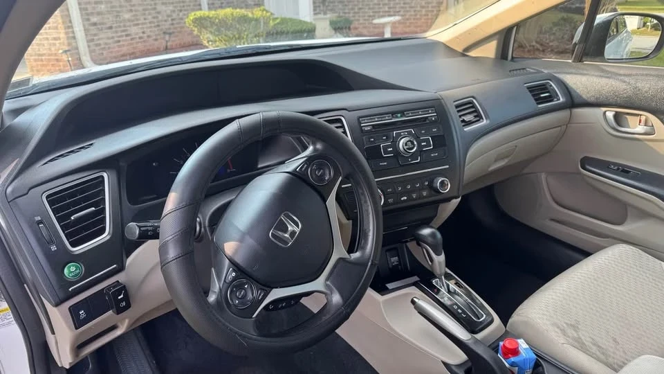 2014 Honda Civic 9th Gen - Image 4 of 10