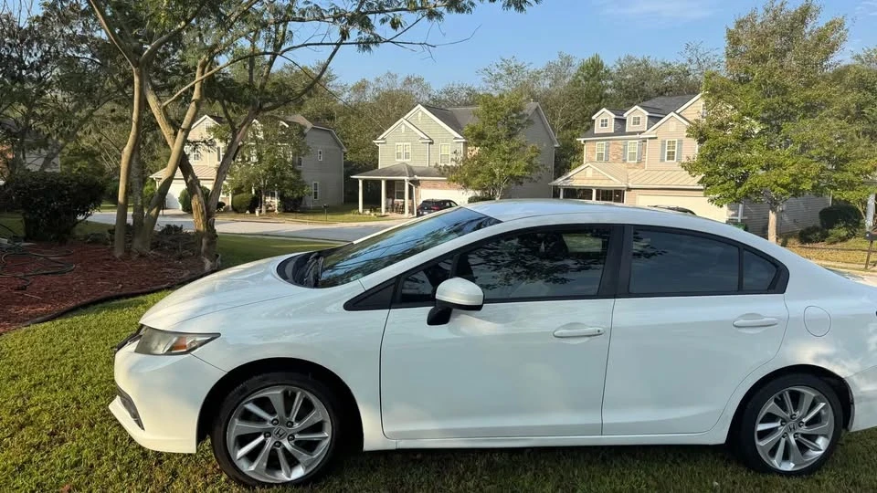 2014 Honda Civic 9th Gen - Image 8 of 10