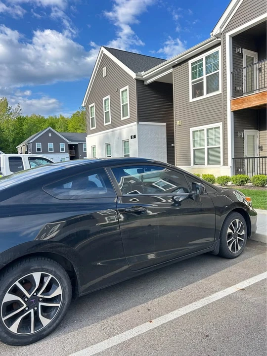 2014 Honda Civic 9th Gen - Image 2 of 10