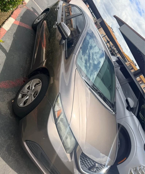2014 Honda Civic 9th Gen - Image 2 of 13