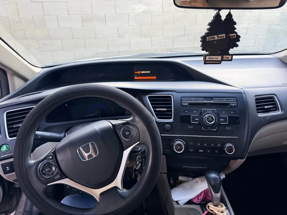 2014 Honda Civic 9th Gen - Image 11 of 13