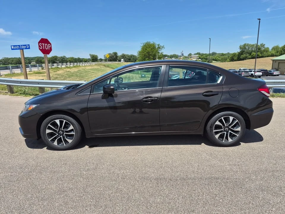2014 Honda Civic 9th Gen - Image 8 of 18
