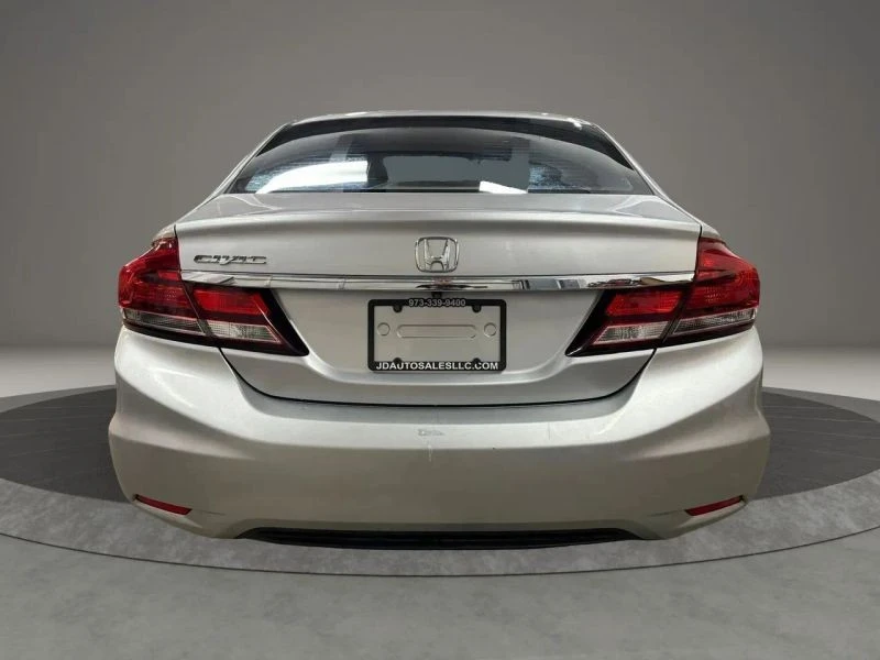2014 Honda Civic 9th Gen - Image 4 of 12