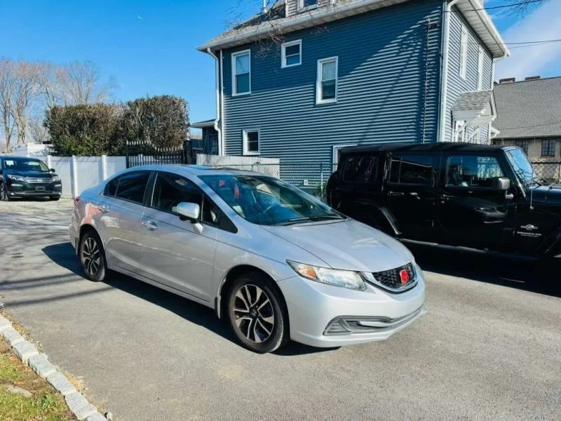 2014 Honda Civic 9th Gen - Image 2 of 12