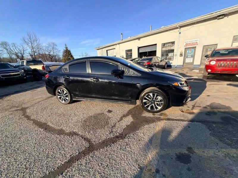2014 Honda Civic 9th Gen - Image 6 of 12