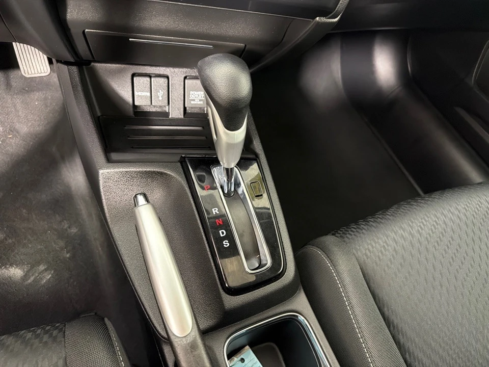 2014 Honda Civic 9th Gen - Image 16 of 22